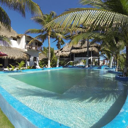 Marbella Eco Lodge Monterrico Eksteriør billede