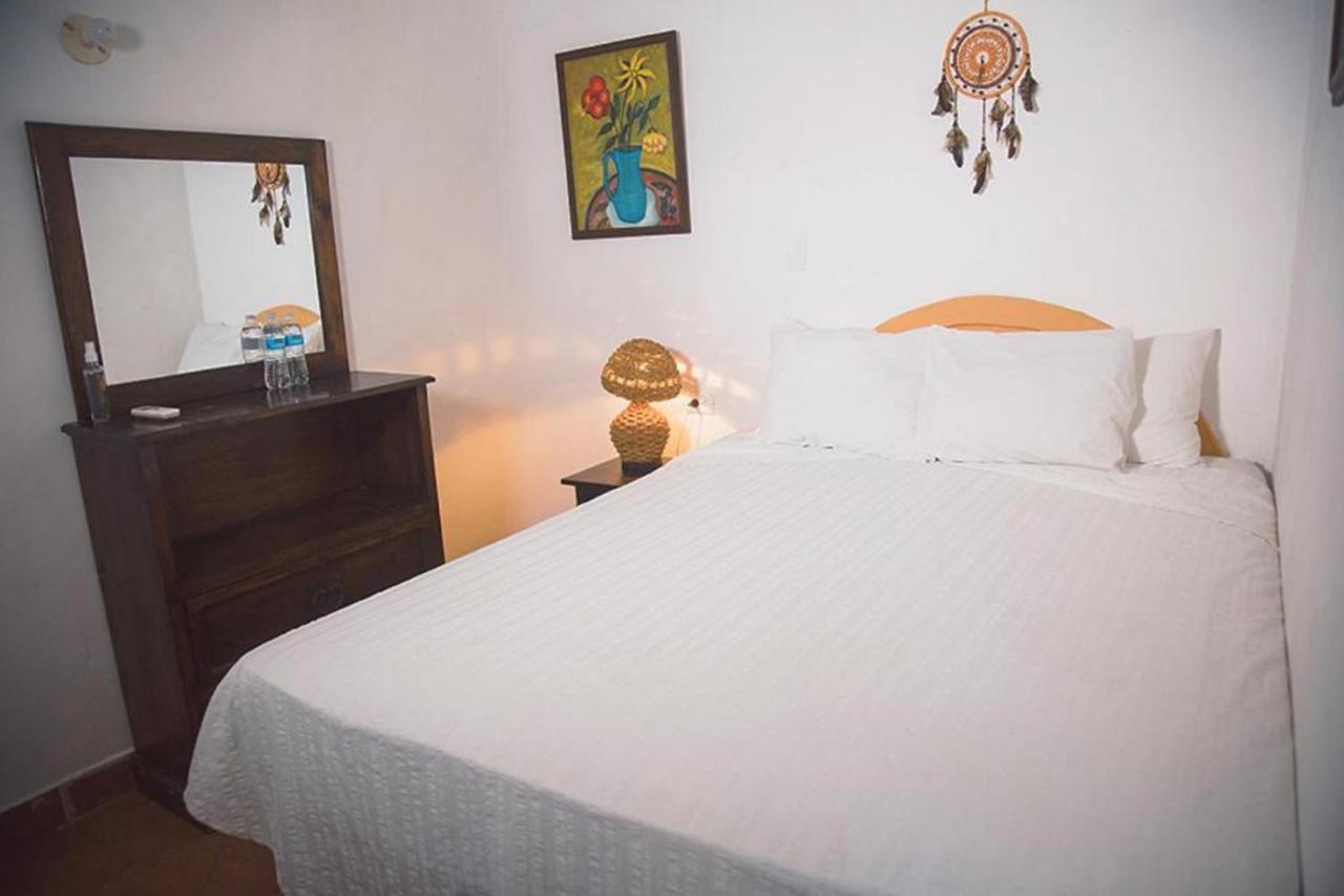 Marbella Eco Lodge Monterrico Eksteriør billede