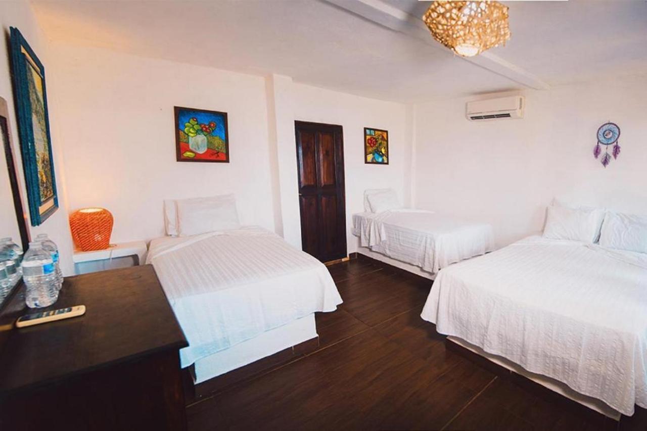 Marbella Eco Lodge Monterrico Eksteriør billede