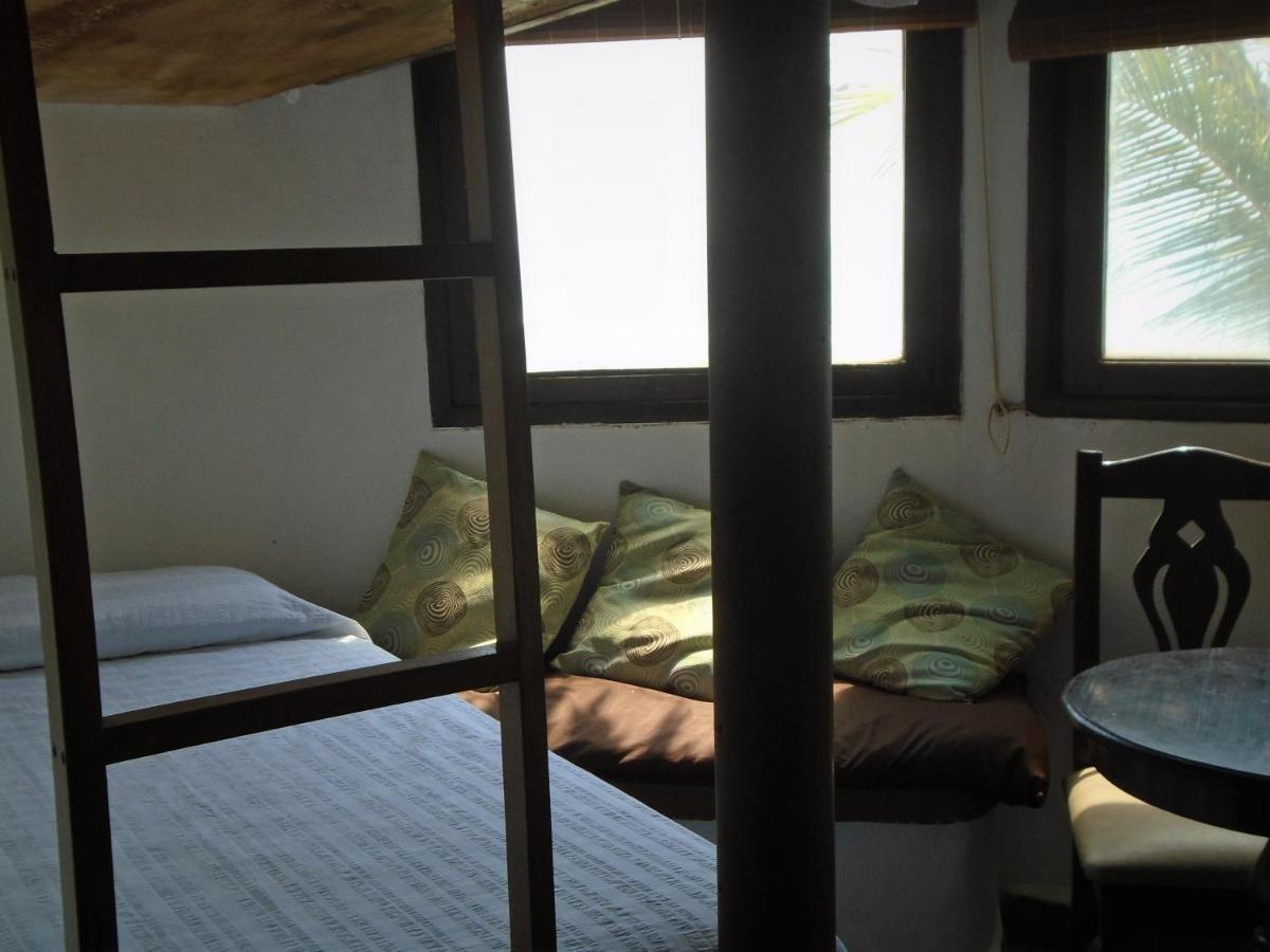 Marbella Eco Lodge Monterrico Eksteriør billede