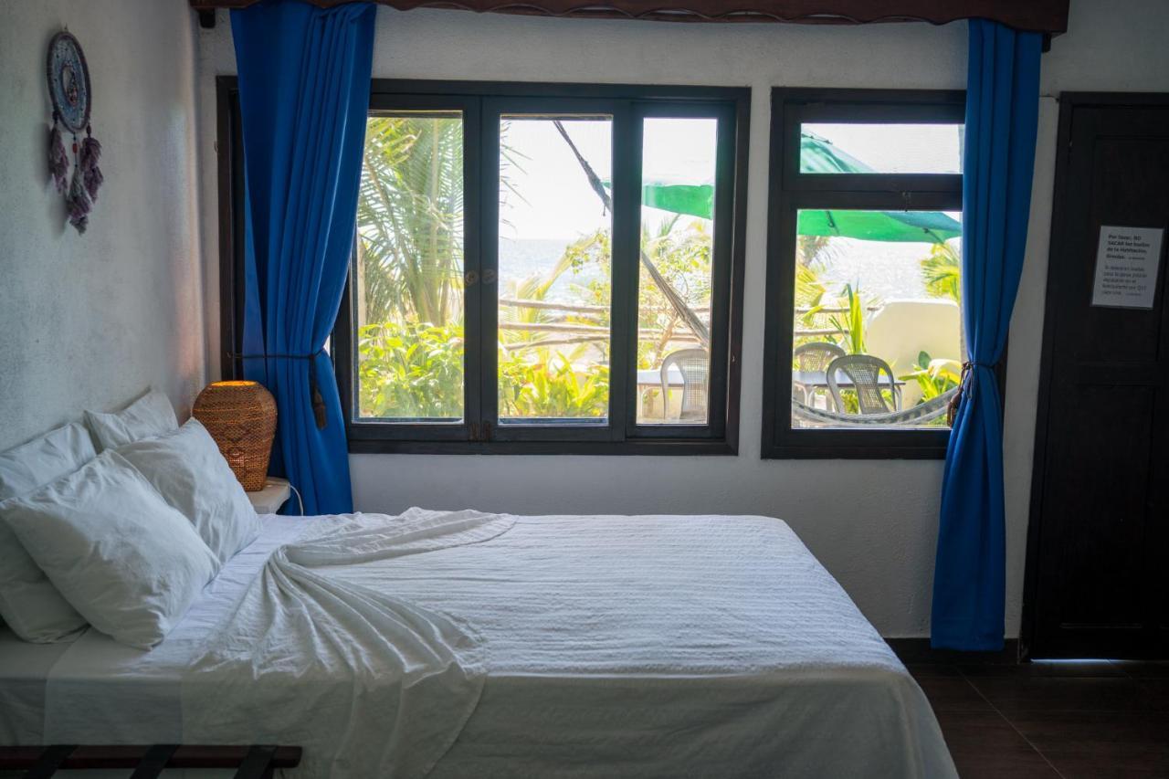 Marbella Eco Lodge Monterrico Eksteriør billede