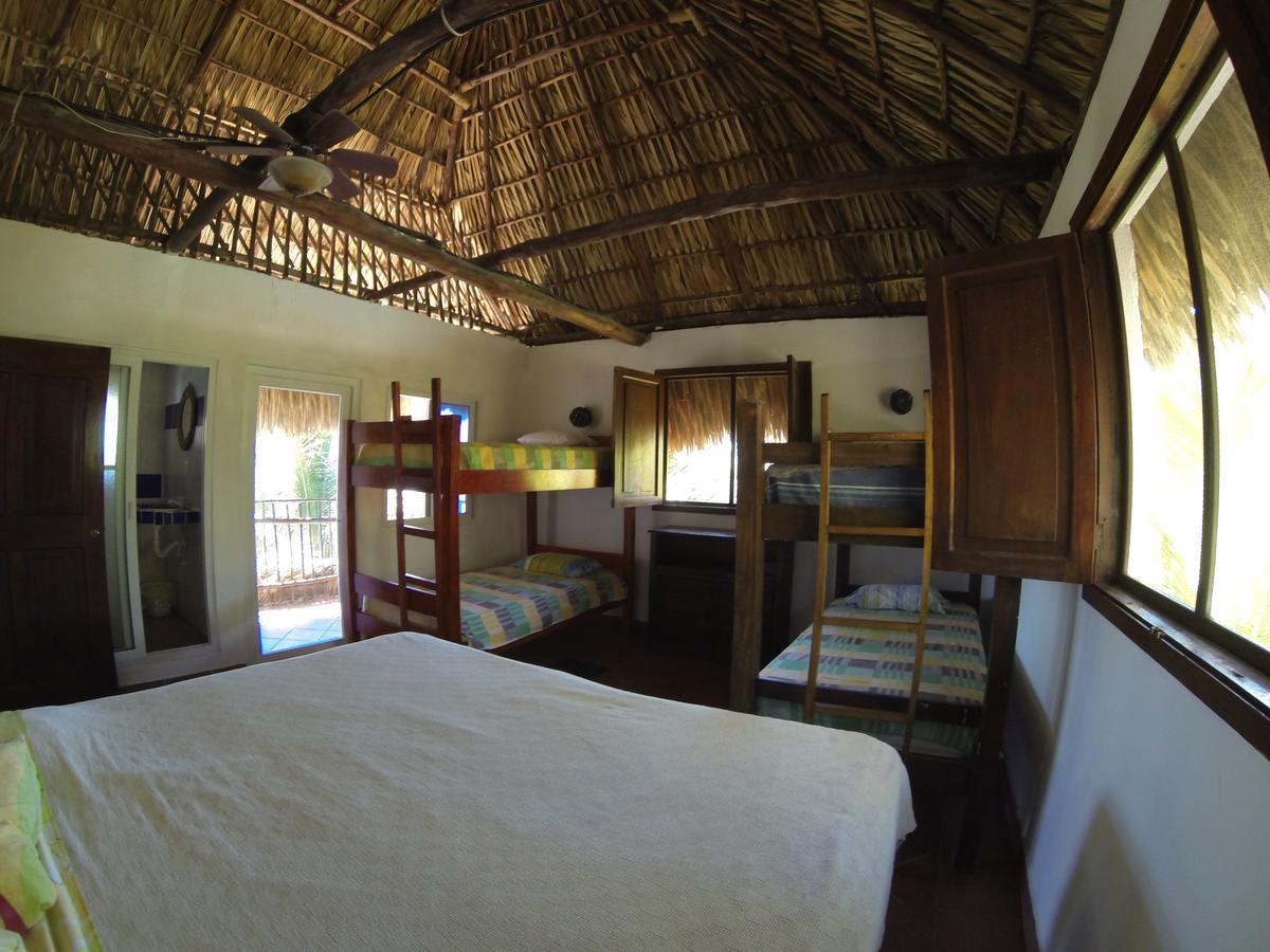 Marbella Eco Lodge Monterrico Eksteriør billede