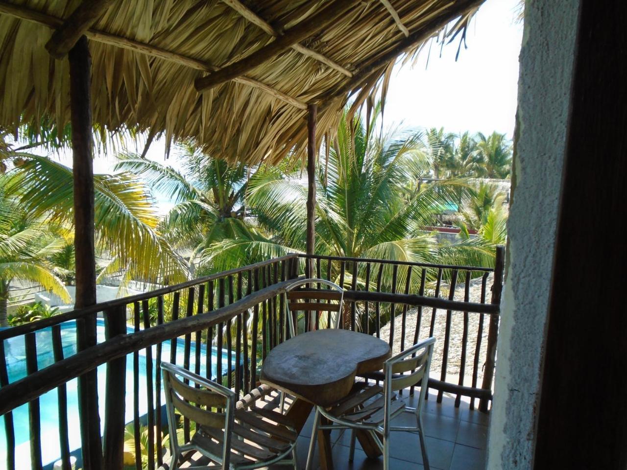 Marbella Eco Lodge Monterrico Eksteriør billede