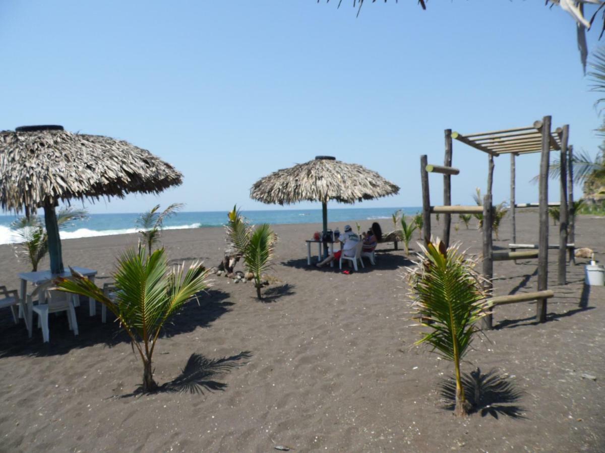 Marbella Eco Lodge Monterrico Eksteriør billede